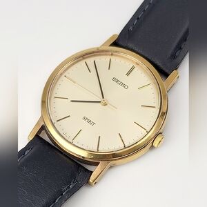 Vintage Seiko Spirit 7N01-7060 JDM Gold Dial Quartz Watch – 34mm